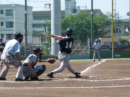 ��{�s���R