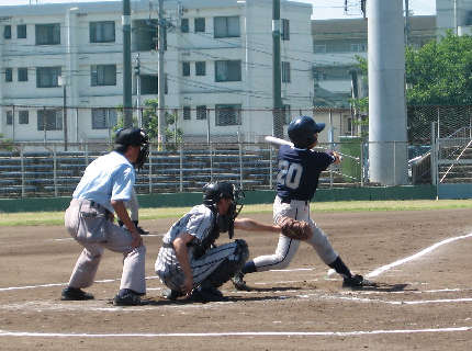 ��{�s���T